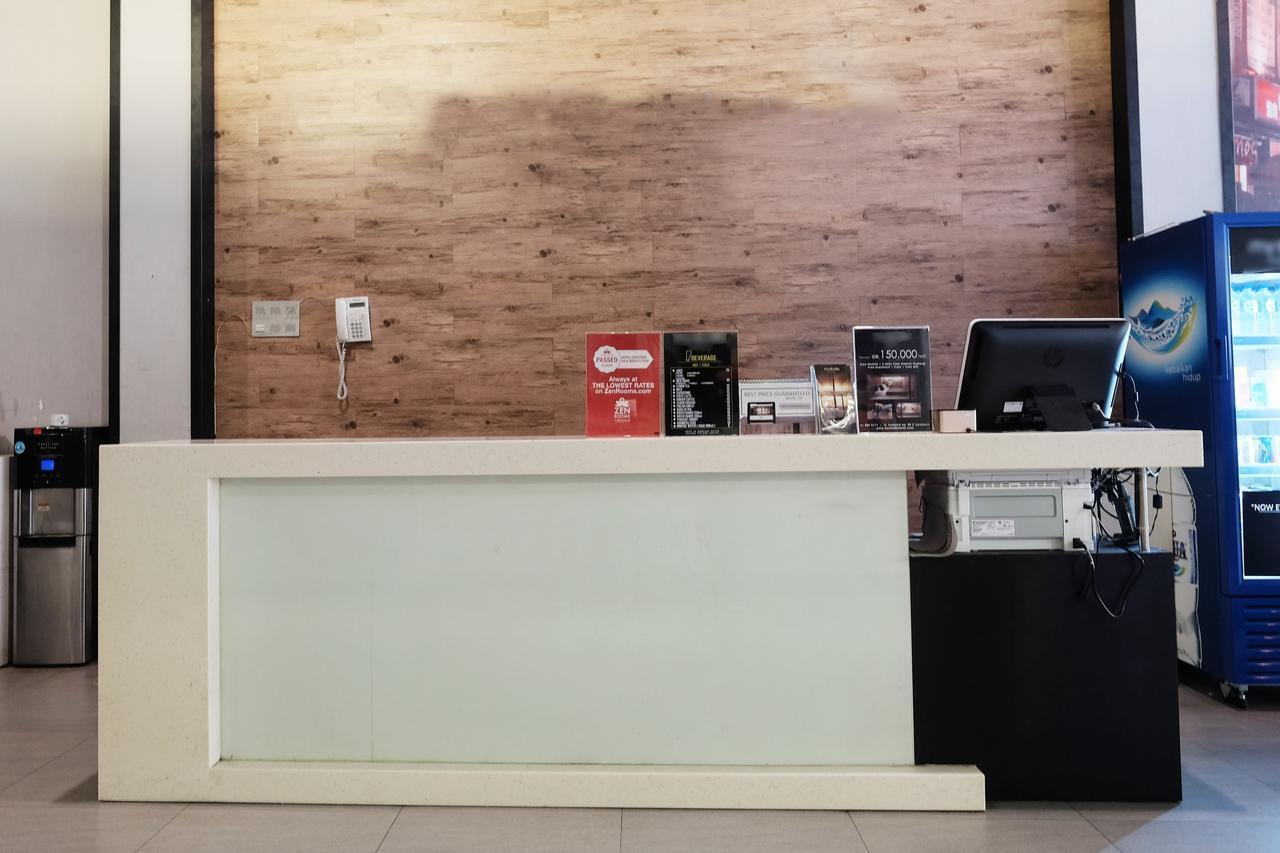 Gedangan Juanda Airportホステル エクステリア 写真